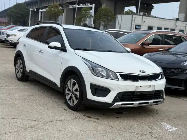 Kia Kx Cross Kx Cross 2017 1.4l At Gls — фото