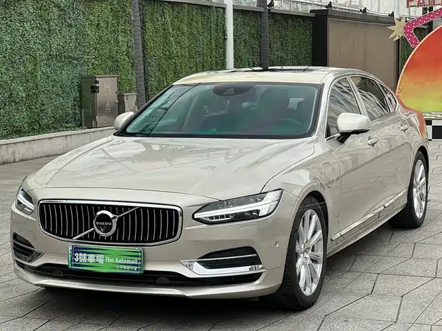 Volvo Volvo S90 Plug-In Hybrid Volvo S90 Plug-In Hybrid 2019 T8 E-Drive Hybrid Honor Edition 3 Seats National Vi — фото