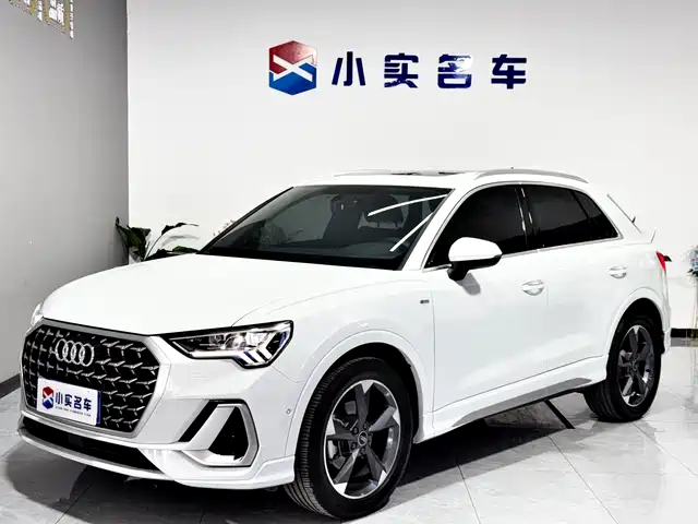 Audi Audi Q3 Audi Q3 2024 35 Tfsi Fashionable And Dynamic — фото