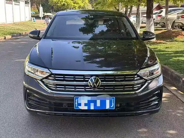 Volkswagen Sagitar Sagitar 2025 300tsi Dsg Super Edition — фото