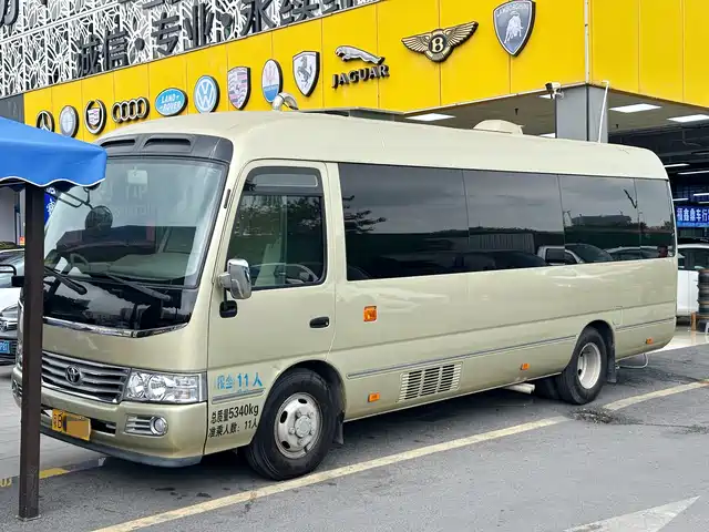 Toyota Costa Coaster 2015 4.0l Premium Car Grb53l-Zcmsk 20-Seat Special Edition — фото