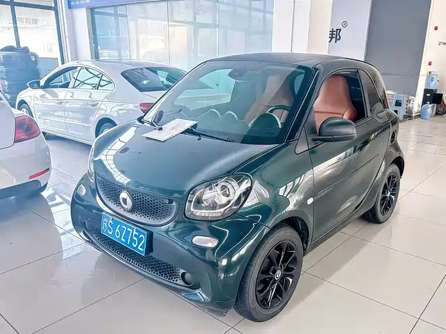 Smart Smart Fortwo Smart Fortwo 2015 1.0l 52kw Hardtop Smart Version — фото