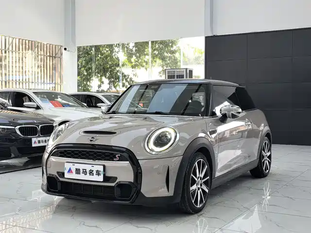 Mini Mini Mini 2022 2.0t Cooper S Classic — фото