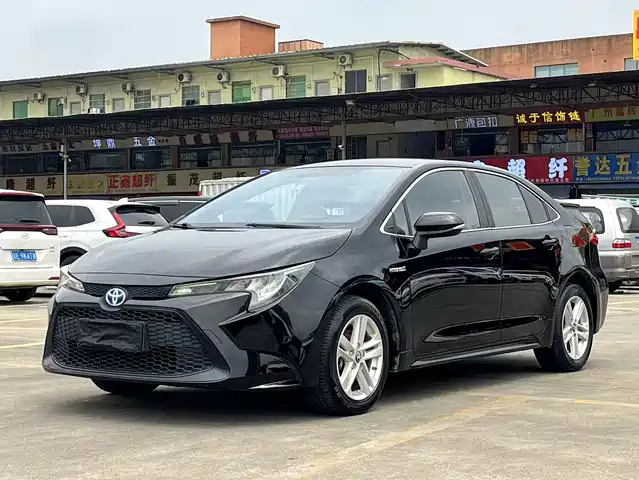 Toyota Lei Ling Ralink 2019 Dual Engine 1.8h E-Cvt Advanced Edition National V