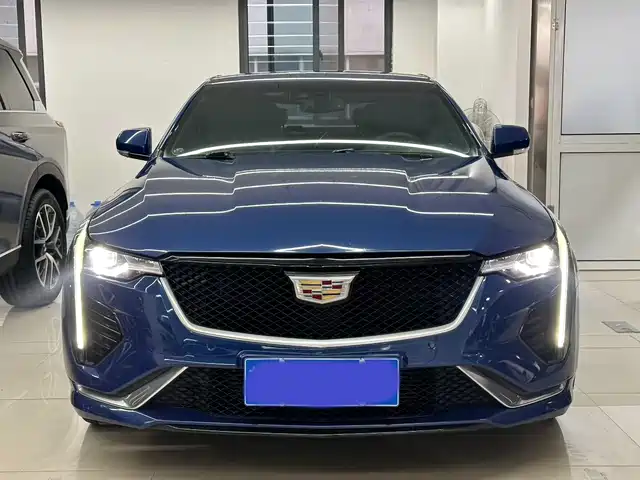 Cadillac Cadillac Ct4 Cadillac Ct4 2020 28t Fashion Model — фото