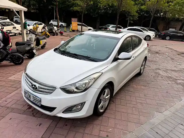 Hyundai Langdong Langdong 2015 1.6l Automatic Premium Model — фото