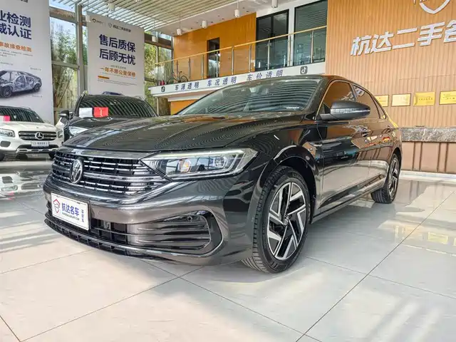 Volkswagen Sagitar Sagitar 2025 300tsi Dsg Super Edition — фото