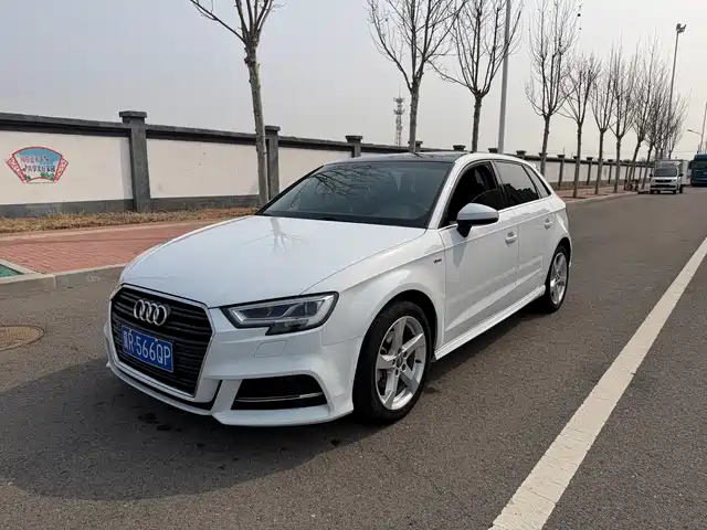 Audi Audi A3 Audi A3 2019 Sportback 35 Tfsi Sports National V — фото