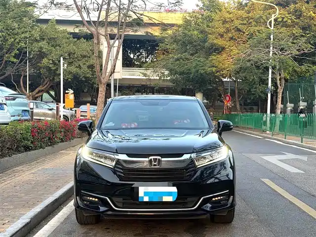 Honda Crown Road Guandao 2020 370turbo 2wd Deluxe Edition — фото