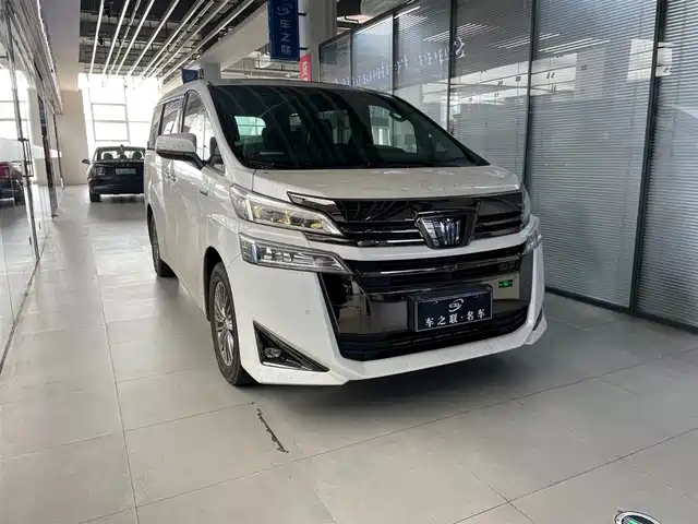 Toyota Wilfa Wilfa 2023 Crown Dual Engine 2.5l Hv Deluxe Edition — фото