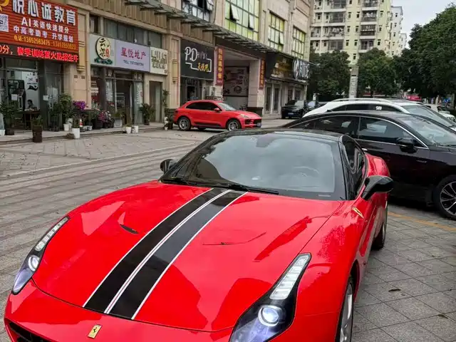Ferrari California T California T 2015 3.9t Standard Model