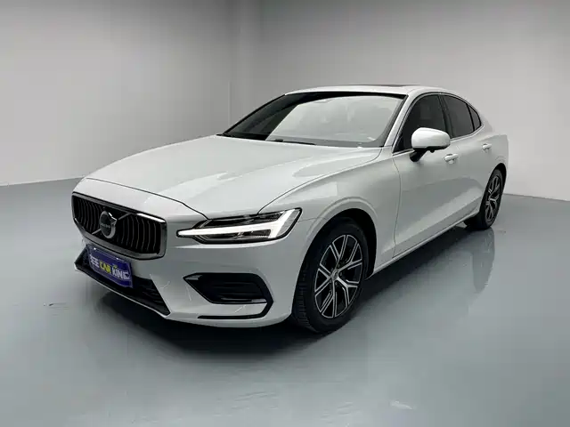 Volvo Volvo S60 Volvo S60 2025 B4 Zhiyi Luxury Edition