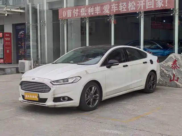 Ford Mondeo Mondeo 2013 2.0l Gtdi240 Luxury Sports Model — фото