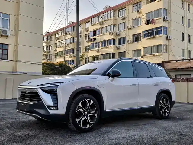 Nio Nio Es8 Nio Es8 2020 580km Signature Edition Six-Seater Edition — фото