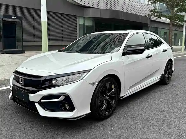 Honda Civic Civic 2021 Hatchback 220turbo Cvt Cool Control — фото