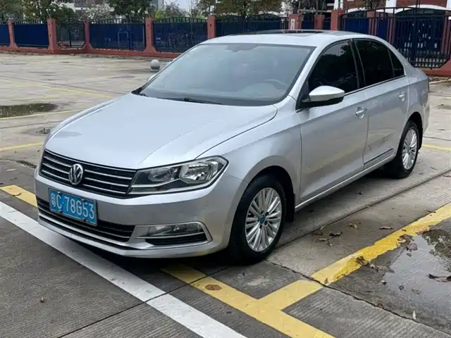 Volkswagen Santana Santana 2016 1.6l Automatic Luxury Version — фото