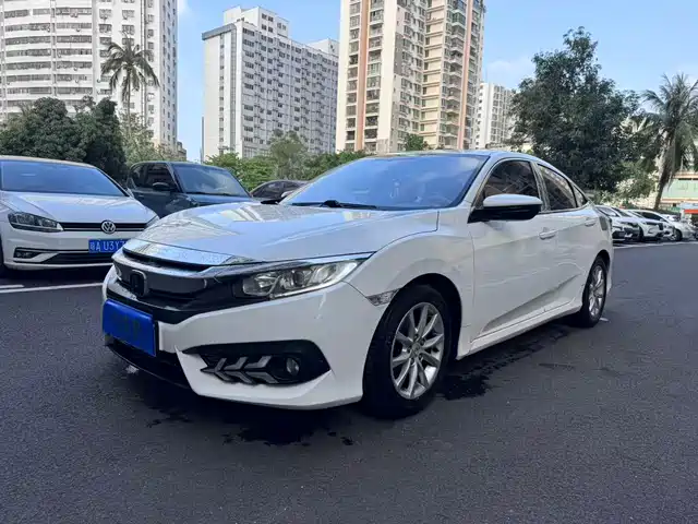 Honda Civic Civic 2016 180turbo Cvt Comfort Edition — фото