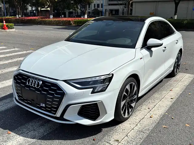 Audi Audi A3 Audi A3 2023 A3l Limousine 35 Tfsi Fashionable And Sporty — фото