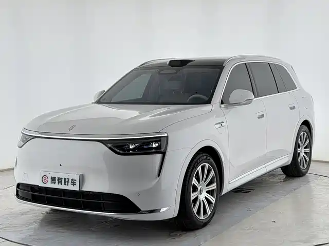 Aito Asks The World Wenjie M8 Wenjie M8 2025 Extended Range Max+ Version 53.4kwh 5-Seater Version — фото