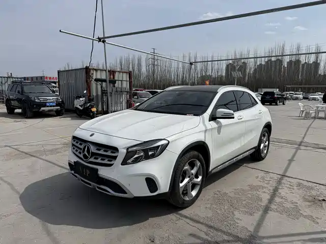 Mercedes-Benz Mercedes-Benz Gla Mercedes-Benz Gla 2019 Gla 200 Dynamic
