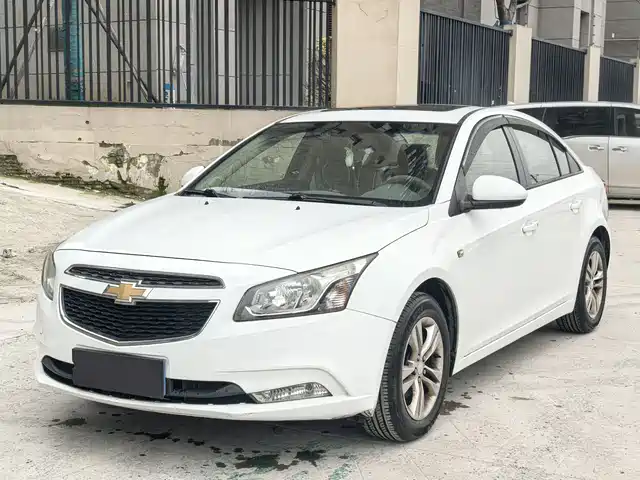 Chevrolet Cruze Cruze 2015 1.5l Classic Se At — фото