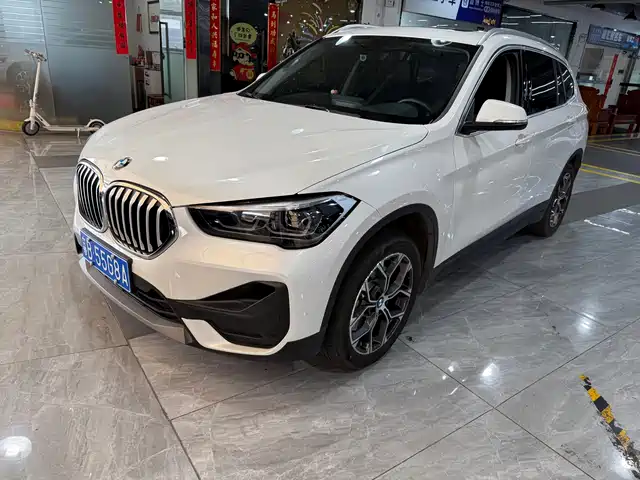 Bmw Bmw X1 Bmw X1 2022 Sdrive25li Leading Model — фото