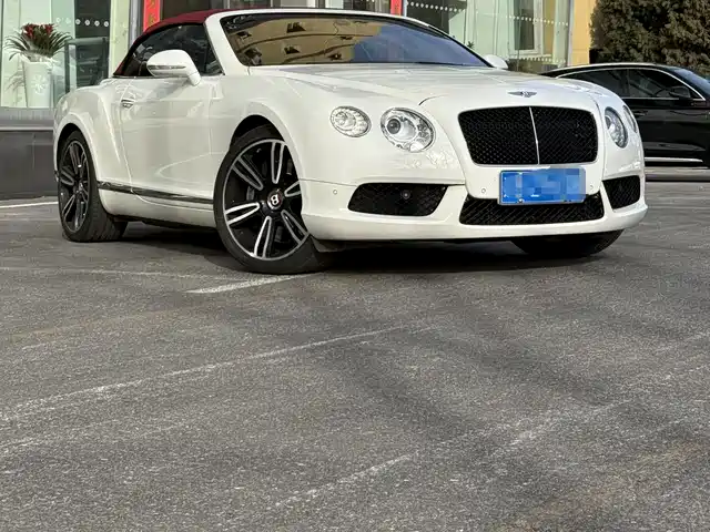 Bentley Continental Continental 2012 4.0t Gtc V8