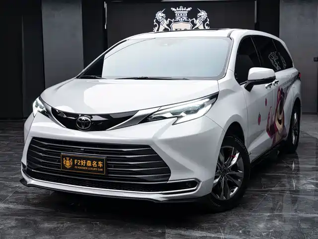 Toyota Sienna Sienna 2024 2.5l Hybrid Four-Wheel Drive Premium Version — фото