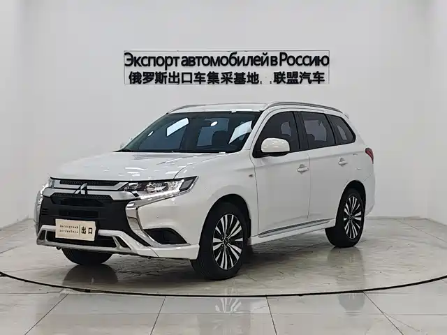 Mitsubishi Outlander Outlander 2021 2.0l 2wd Smooth Edition 5 Seats — фото