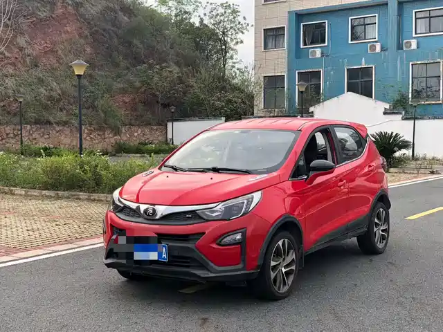 Byd Yuan Yuan 2017 1.5l Automatic Cool Interconnected Model — фото