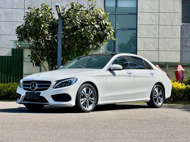 Mercedes-Benz Mercedes Benz C Class Mercedes-Benz C-Class 2017 Facelift C 200 L Sports Version — фото
