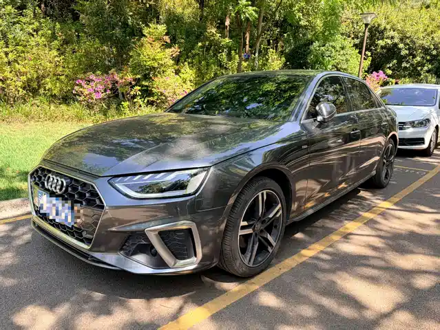 Audi Audi A4l Audi A4l 2020 40 Tfsi Luxury And Dynamic Model — фото