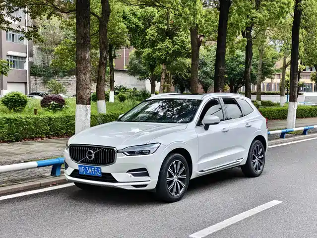 Volvo Volvo Xc60 Volvo Xc60 2020 T5 Four-Wheel Drive Zhiyuan Deluxe Edition — фото