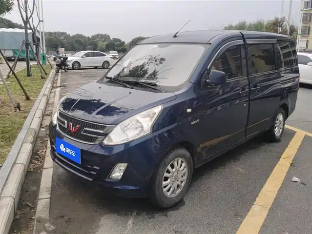 Wuling Motors Wuling Rongguang V Wuling Rongguang V 2015 1.5l Standard Model — фото