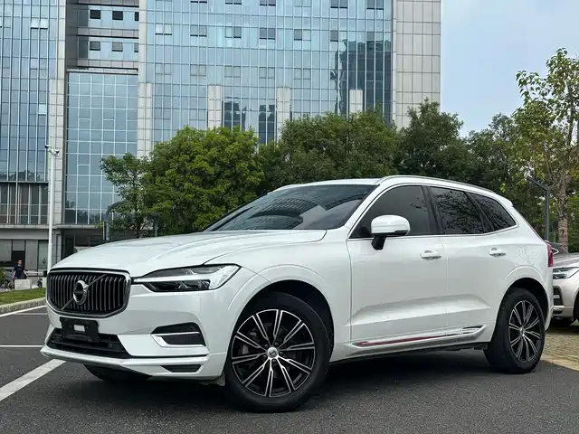 Volvo Volvo Xc60 Volvo Xc60 2021 T5 Four-Wheel Drive Zhiyuan Deluxe Edition — фото