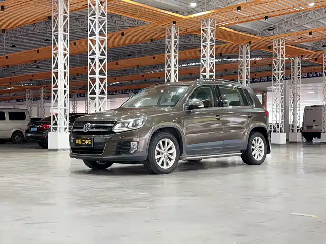 Volkswagen Tiguan Tiguan 2016 280tsi Automatic Two-Wheel Drive Silk Road Comfort Edition — фото