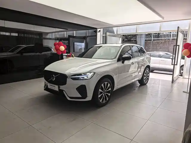Volvo Volvo Xc60 Volvo Xc60 2024 B5 Four-Wheel Drive Zhiyuan Sport Edition — фото