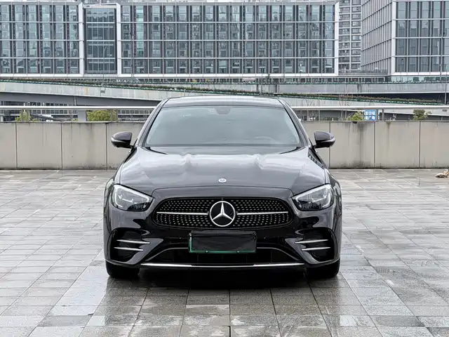 Mercedes-Benz Mercedes-Benz E-Class New Energy Mercedes-Benz E-Class New Energy 2022 E 350 E L Plug-In Hybrid Sports Sedan — фото