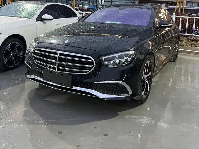Mercedes-Benz Mercedes-Benz E-Class Mercedes-Benz E-Class 2018 E 300 L Sporty And Stylish — фото