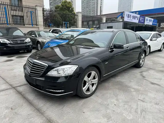 Mercedes-Benz Mercedes Benz S Class Mercedes-Benz S-Class 2012 S 300 L Premium Grand Edition — фото