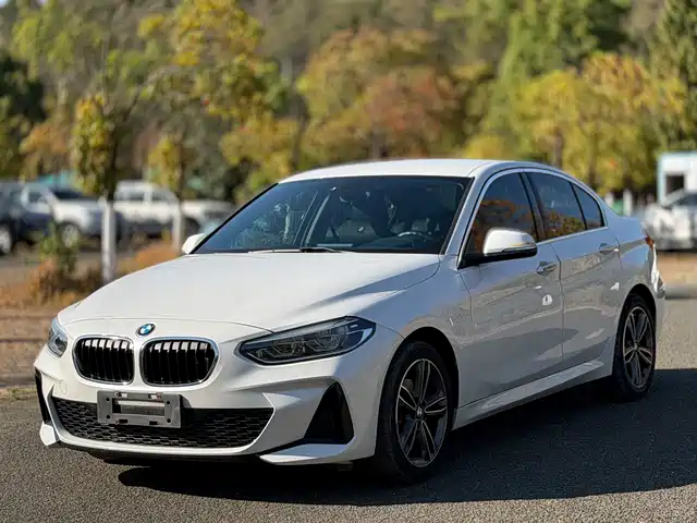 Bmw Bmw 1 Series Bmw 1 Series 2021 120i M Sports Edition — фото