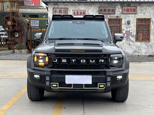 Jietu Jet Traveler Jietu Traveler 2023 2.0t Four-Wheel Drive Conquers — фото