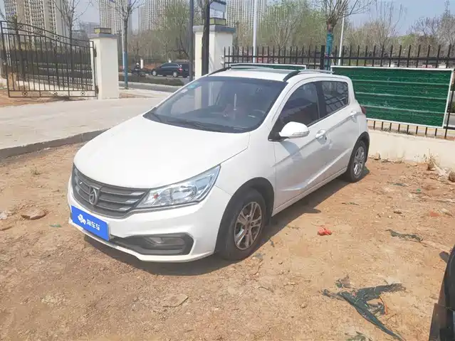 Baojun Baojun 310 Baojun 310 2016 1.2l Manual Luxury Model