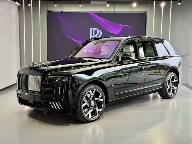 Rolls Royce Cullinan Cullinan 2018 Four-Seat Version