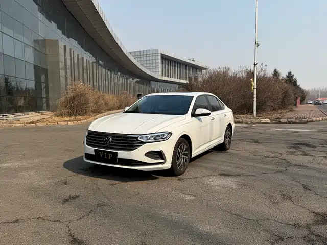 Volkswagen Lavida Lavida 2023 Facelift 1.5l Automatic Full Version — фото