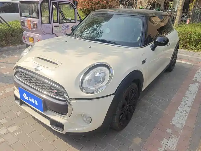 Mini Mini Mini 2016 2.0t Cooper S Avant-Garde