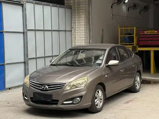 Hyundai Joyful Yuedong 2011 1.6l Automatic Comfort Model — фото