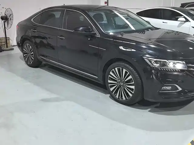 Volkswagen Passat Passat 2020 330tsi Luxury Edition National V — фото