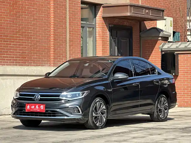 Volkswagen Bora Bora 2023 280tsi Dsg Premium Edition