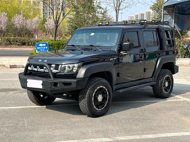 Beijing Cross Country Beijing Off-Road Bj40 Beijing Off-Road Bj40 2016 40l 2.3t Automatic Four-Wheel Drive Exclusive Version